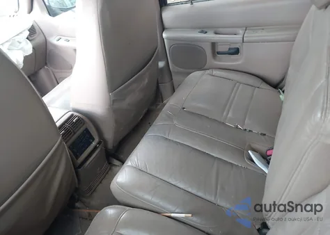 1999 Ford Explorer Eddie Bauer/Limited/Xlt from USA, damaged, VIN 1FMZU35P7XUA35202